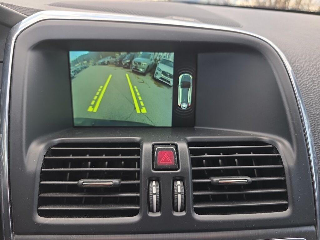 2016 Volvo XC60 T6 Drive-E Platinum Hunt Valley MD