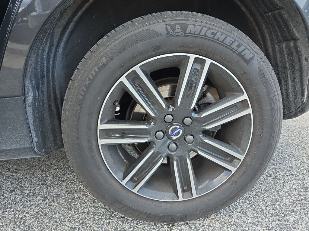 2016 Volvo XC60 T6 Drive-E Platinum Hunt Valley MD