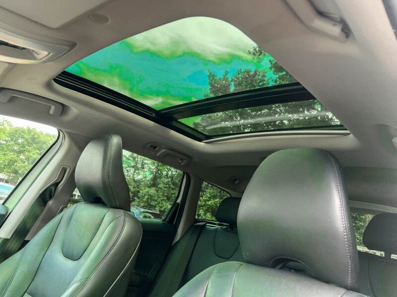 2016 Volvo XC60 T6 Drive-E Wilmington NC