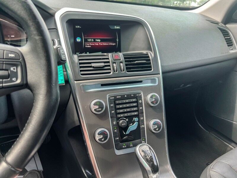 2016 Volvo XC60 T6 Drive-E Wilmington NC