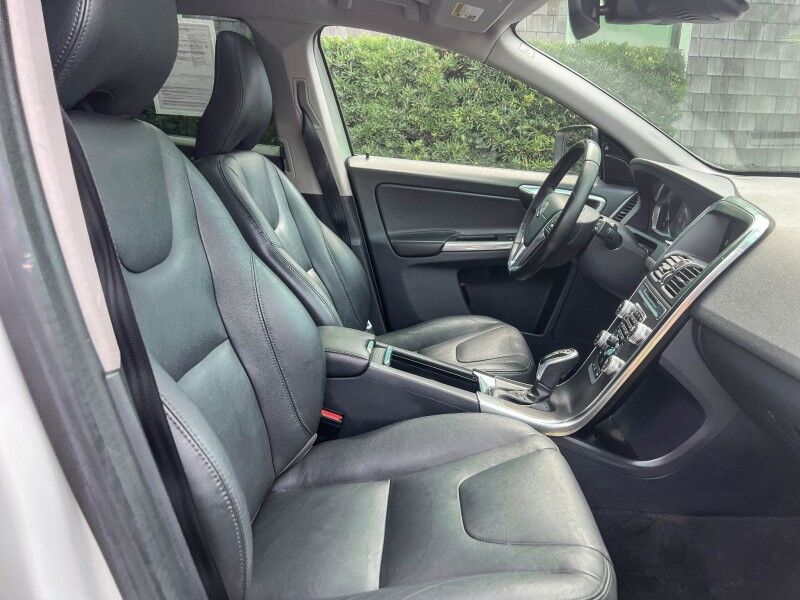 2016 Volvo XC60 T6 Drive-E Wilmington NC
