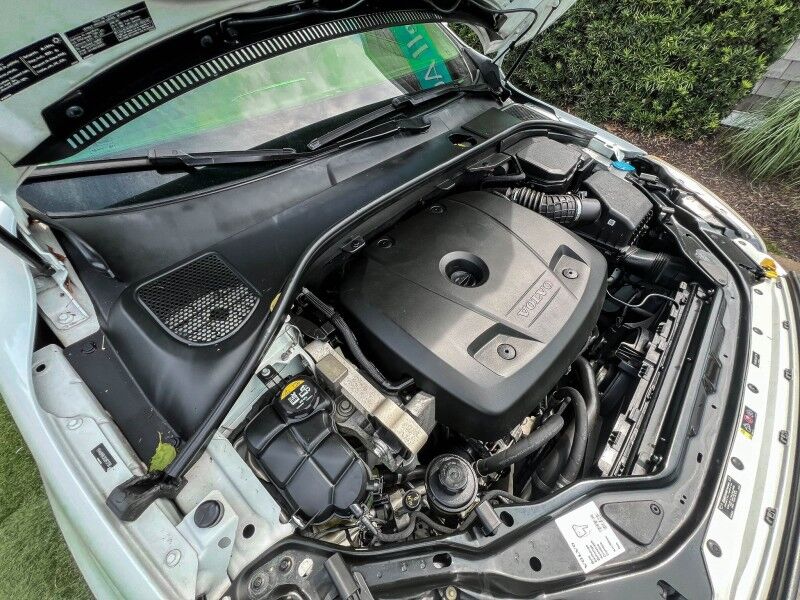 2016 Volvo XC60 T6 Drive-E Wilmington NC