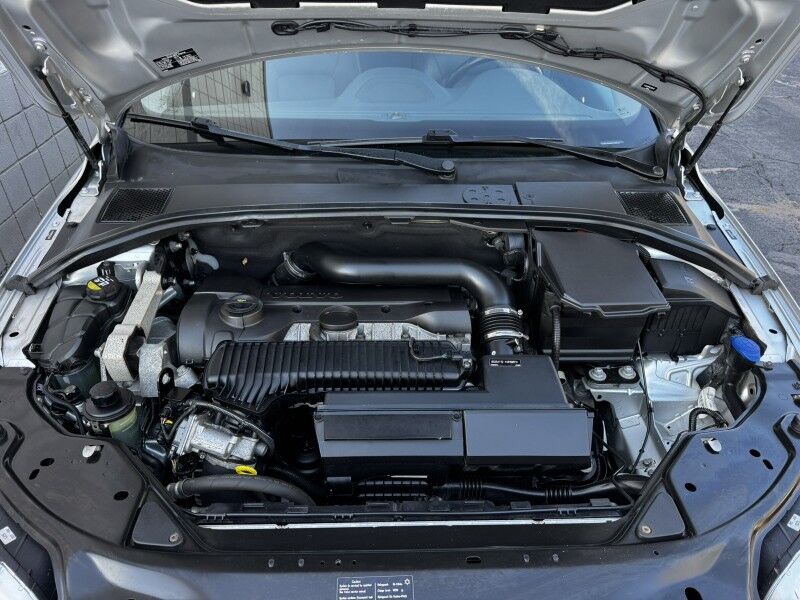 2016 Volvo XC70 T5 Platinum