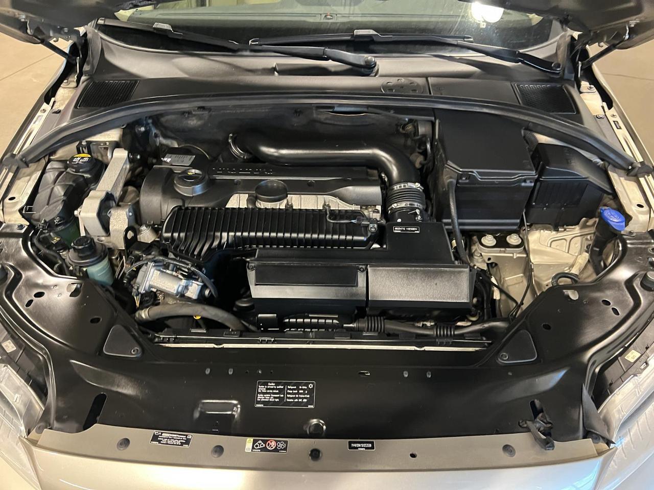 2016 Volvo XC70 T5 Premier Parker CO