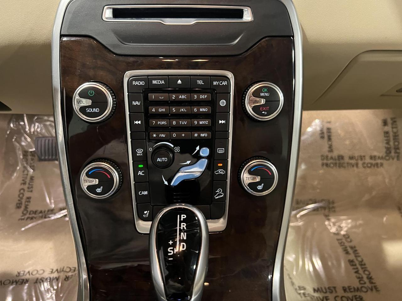 2016 Volvo XC70 T5 Premier Parker CO