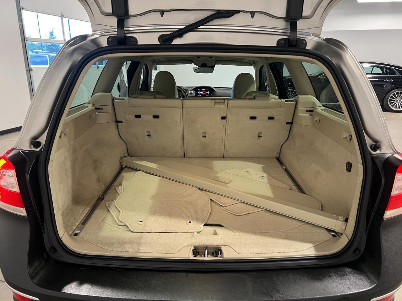 2016 Volvo XC70 T5 Premier Parker CO
