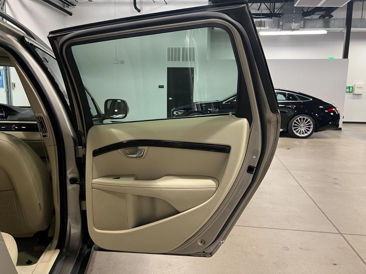 2016 Volvo XC70 T5 Premier Parker CO
