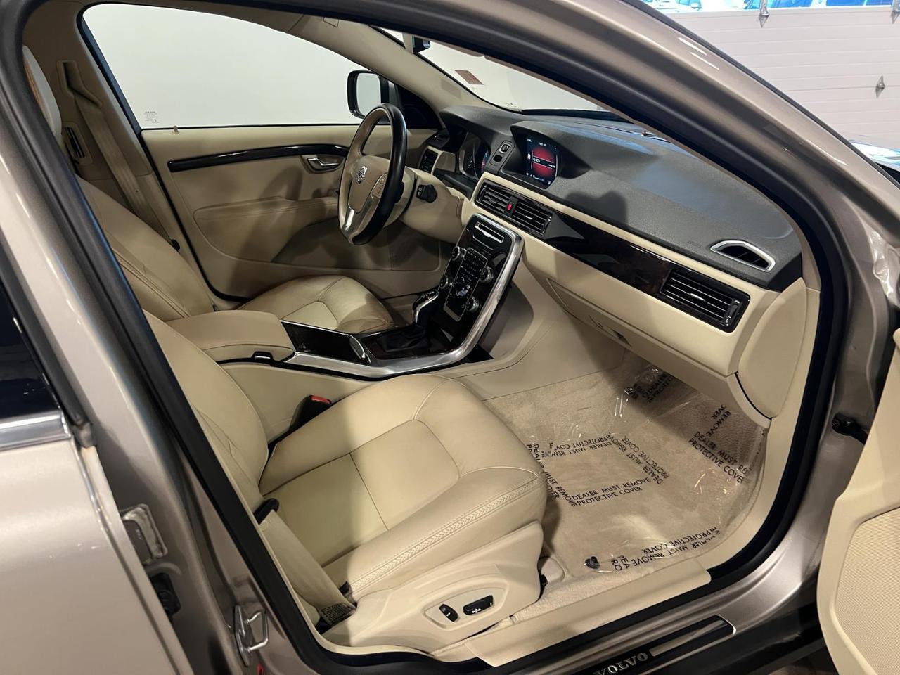 2016 Volvo XC70 T5 Premier Parker CO