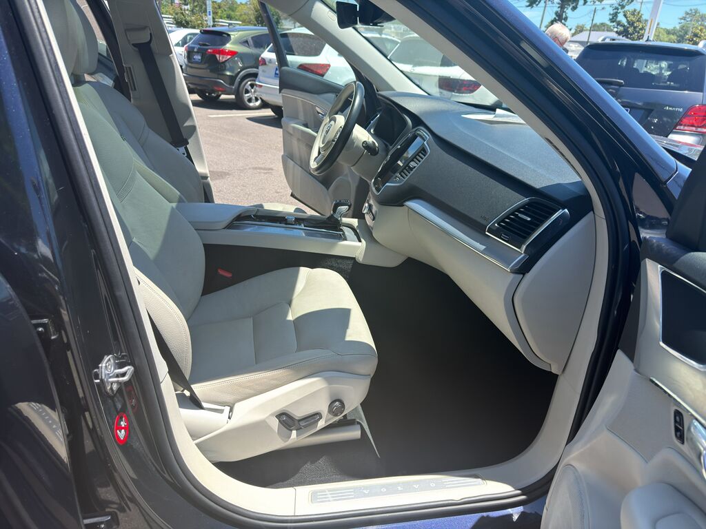 2016 Volvo XC90 T5 Momentum Wilmington NC