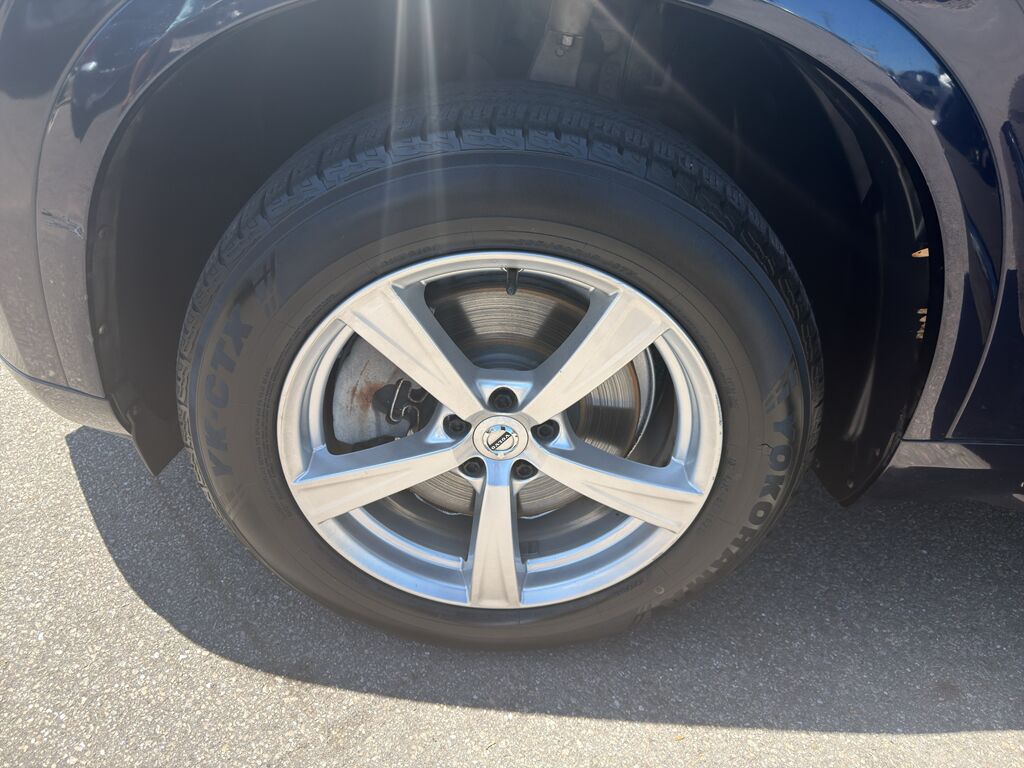 2016 Volvo XC90 T5 Momentum Wilmington NC