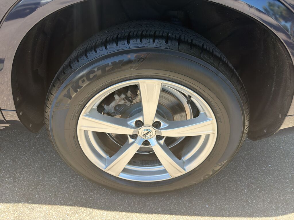 2016 Volvo XC90 T5 Momentum Wilmington NC