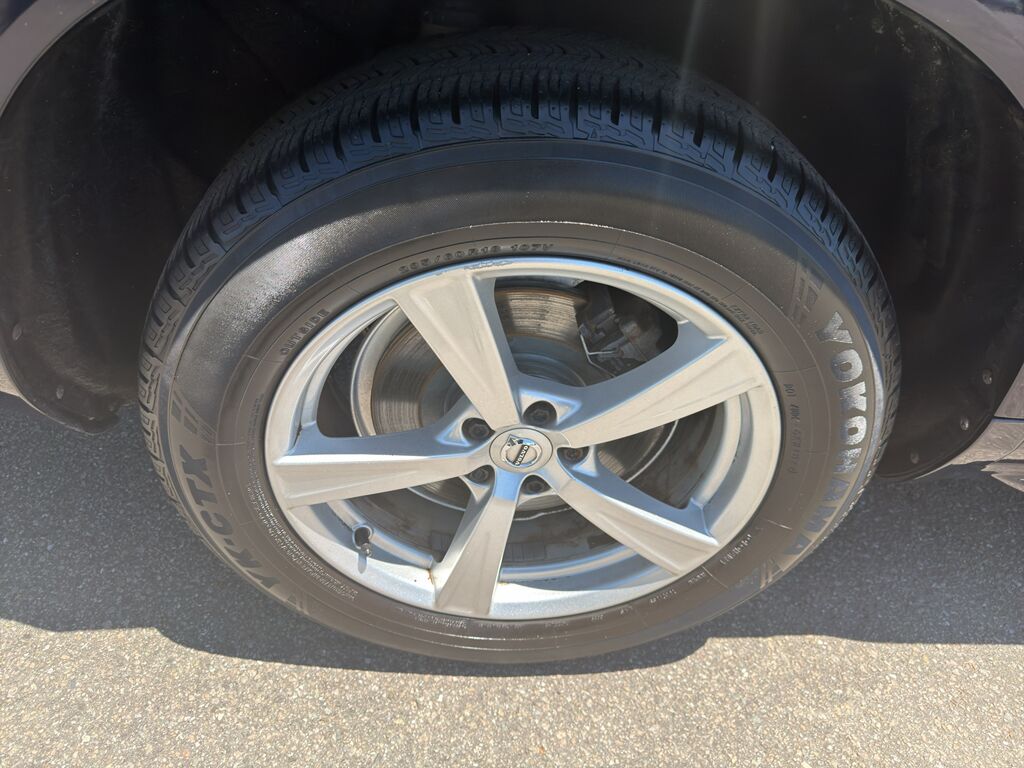 2016 Volvo XC90 T5 Momentum Wilmington NC