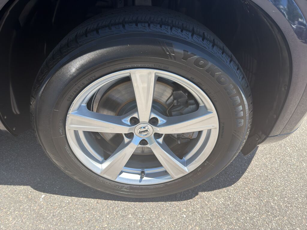 2016 Volvo XC90 T5 Momentum Wilmington NC
