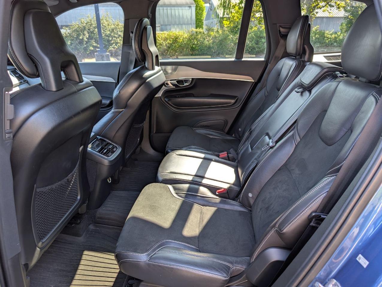 2016 Volvo XC90 T6 AWD R-Design | Bowers &amp; Wilkins Premium Audio, Tow Hitch &amp; Bremb Portland OR