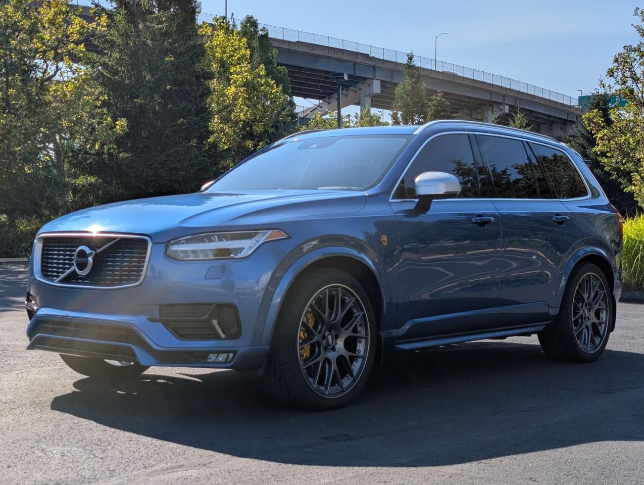 2016 Volvo XC90 T6 AWD R-Design | Bowers &amp; Wilkins Premium Audio, Tow Hitch &amp; Bremb Portland OR