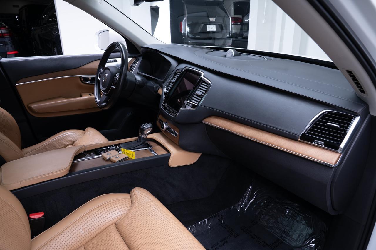2016 Volvo XC90 T6 Inscription AWD / 3rd Row Seating Portland OR