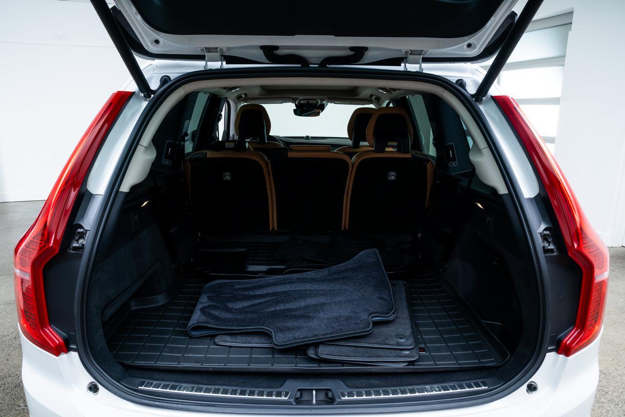 2016 Volvo XC90 T6 Inscription AWD / 3rd Row Seating Portland OR