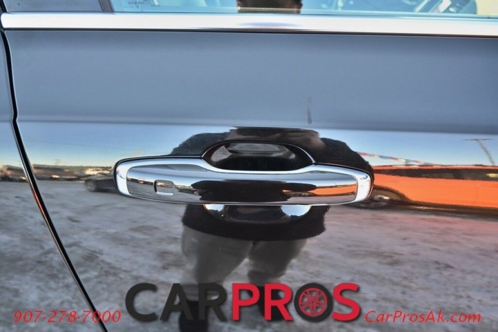 2016 Volvo XC90 T6 Momentum - AWD - 2.0L Supercharged Turbo - Vision &amp; Convenience Package - Keyless Entry and Start - Power Heated Leather Seats - NAV - 360&Acirc;&deg; Surround View &amp; Backup Camera - Panoramic Moonroof - 3rd Row - Seats 7 Anchorage AK