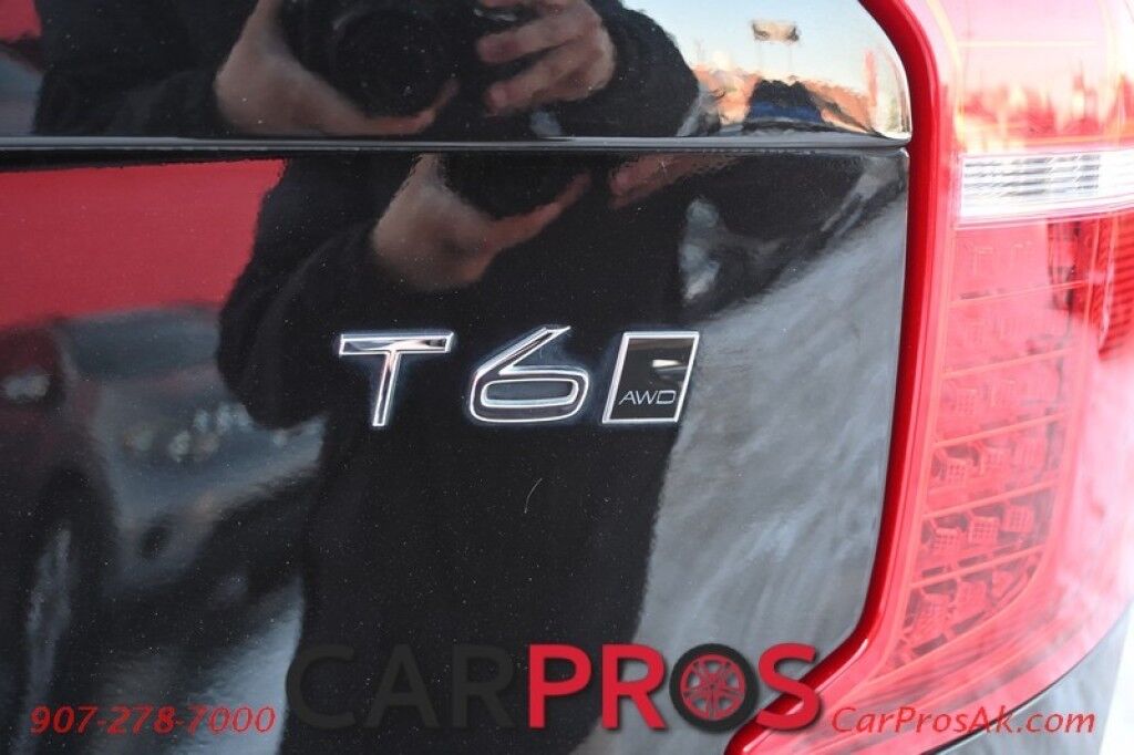 2016 Volvo XC90 T6 Momentum - AWD - 2.0L Supercharged Turbo - Vision &amp; Convenience Package - Keyless Entry and Start - Power Heated Leather Seats - NAV - 360&Acirc;&deg; Surround View &amp; Backup Camera - Panoramic Moonroof - 3rd Row - Seats 7 Anchorage AK