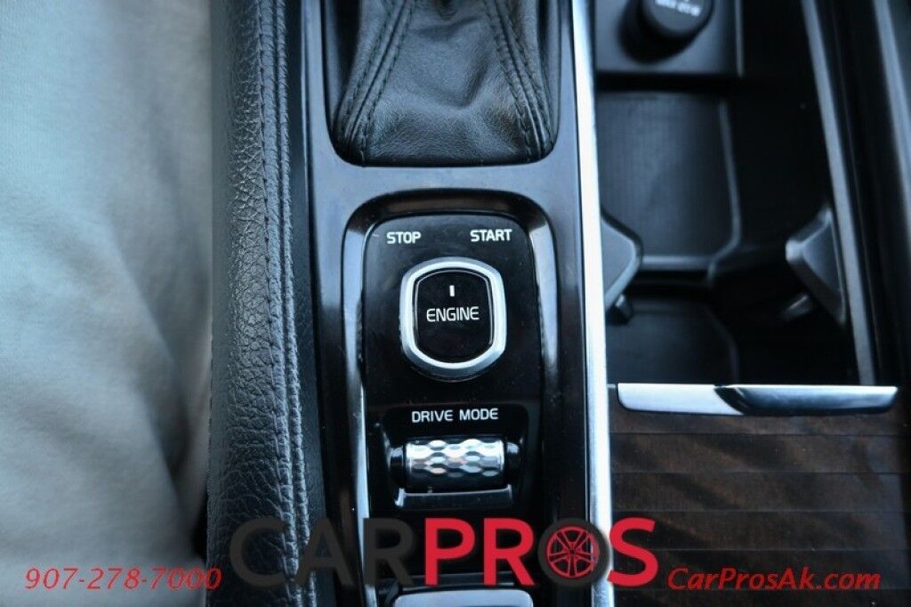 2016 Volvo XC90 T6 Momentum - AWD - 2.0L Supercharged Turbo - Vision &amp; Convenience Package - Keyless Entry and Start - Power Heated Leather Seats - NAV - 360&Acirc;&deg; Surround View &amp; Backup Camera - Panoramic Moonroof - 3rd Row - Seats 7 Anchorage AK