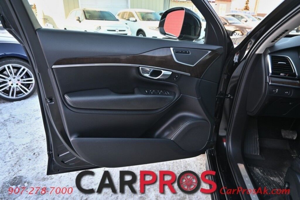 2016 Volvo XC90 T6 Momentum - AWD - 2.0L Supercharged Turbo - Vision &amp; Convenience Package - Keyless Entry and Start - Power Heated Leather Seats - NAV - 360&Acirc;&deg; Surround View &amp; Backup Camera - Panoramic Moonroof - 3rd Row - Seats 7 Anchorage AK