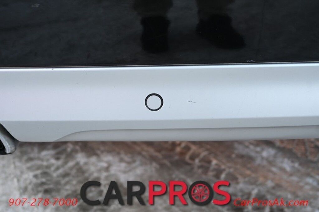 2016 Volvo XC90 T6 Momentum - AWD - 2.0L Supercharged Turbo - Vision &amp; Convenience Package - Keyless Entry and Start - Power Heated Leather Seats - NAV - 360&Acirc;&deg; Surround View &amp; Backup Camera - Panoramic Moonroof - 3rd Row - Seats 7 Anchorage AK