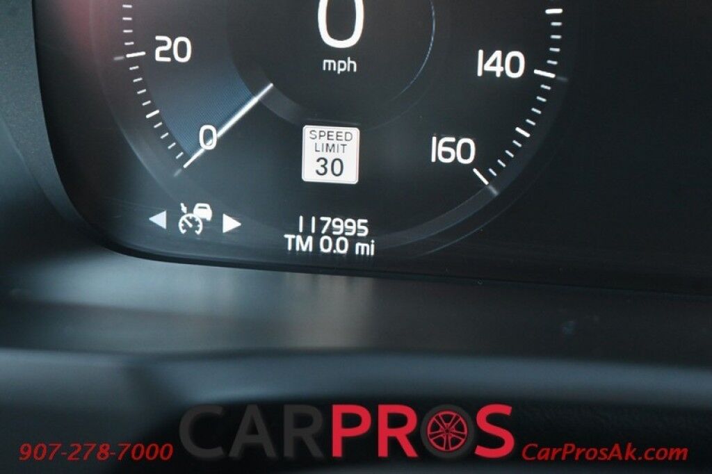 2016 Volvo XC90 T6 Momentum - AWD - 2.0L Supercharged Turbo - Vision &amp; Convenience Package - Keyless Entry and Start - Power Heated Leather Seats - Navigation- 360&Acirc;&deg; Surround View Camera - Adaptive Cruise Control with Pilot Assist - Panoramic Moonroof Anchorage AK