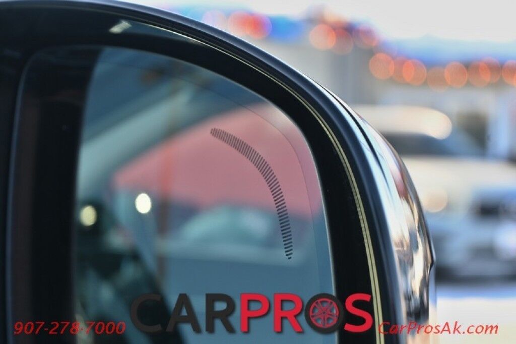 2016 Volvo XC90 T6 Momentum - AWD - 2.0L Supercharged Turbo - Vision &amp; Convenience Package - Keyless Entry and Start - Power Heated Leather Seats - Navigation- 360&Acirc;&deg; Surround View Camera - Adaptive Cruise Control with Pilot Assist - Panoramic Moonroof Anchorage AK