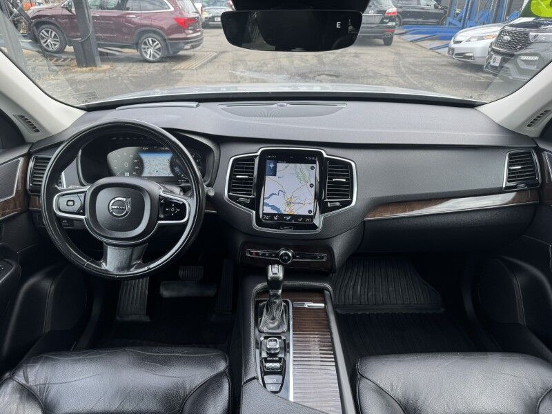 2016 Volvo XC90 T6 Momentum AWD Arlington VA