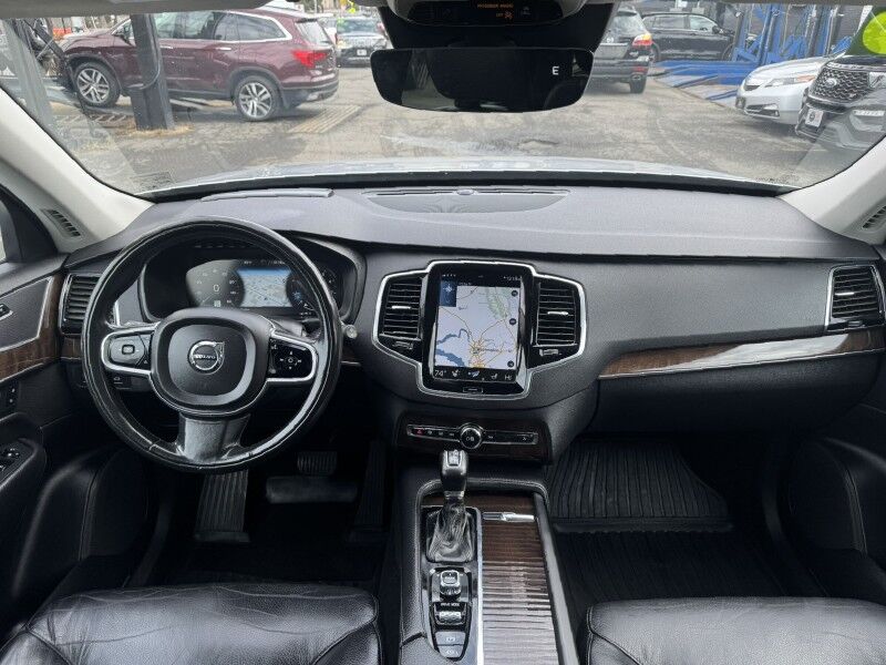 2016 Volvo XC90 T6 Momentum AWD Arlington VA