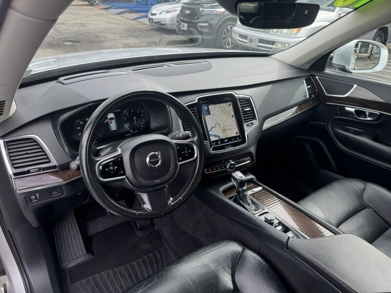 2016 Volvo XC90 T6 Momentum AWD Arlington VA