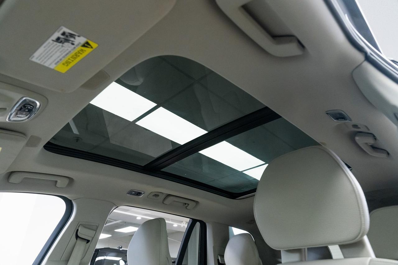 2016 Volvo XC90 T6 Momentum Heated Seats Adaptive Cruise Surround View Camera Portland OR