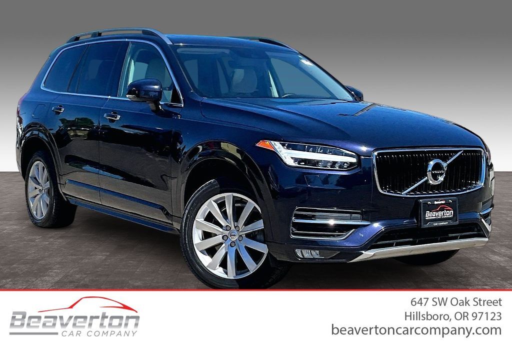 2016 Volvo XC90 T6 Momentum