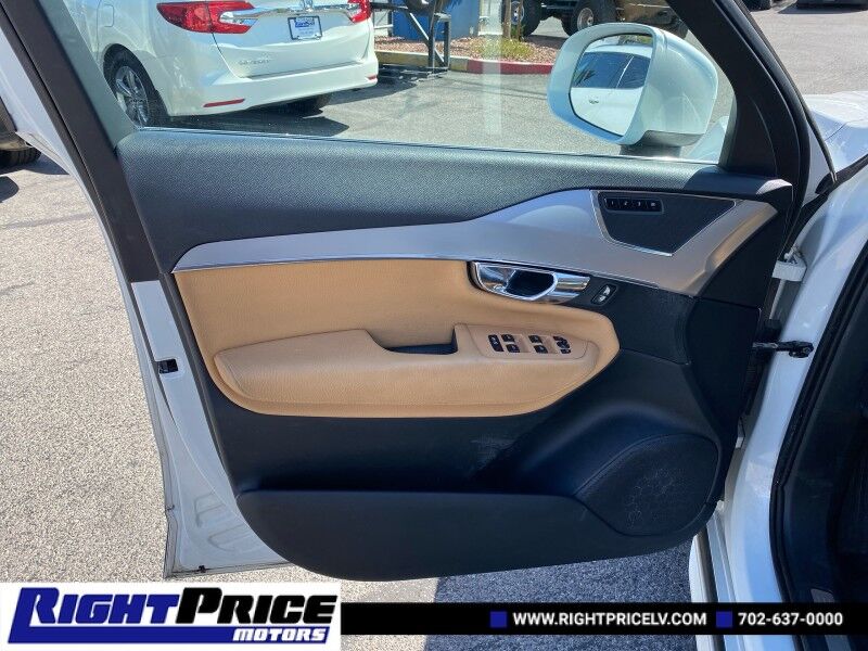2016 Volvo XC90 T6 Momentum Las Vegas NV