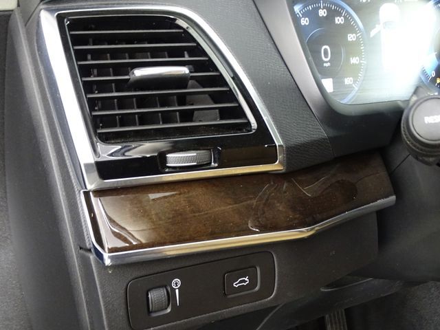 2016 Volvo XC90 T6 Momentum Raleigh NC