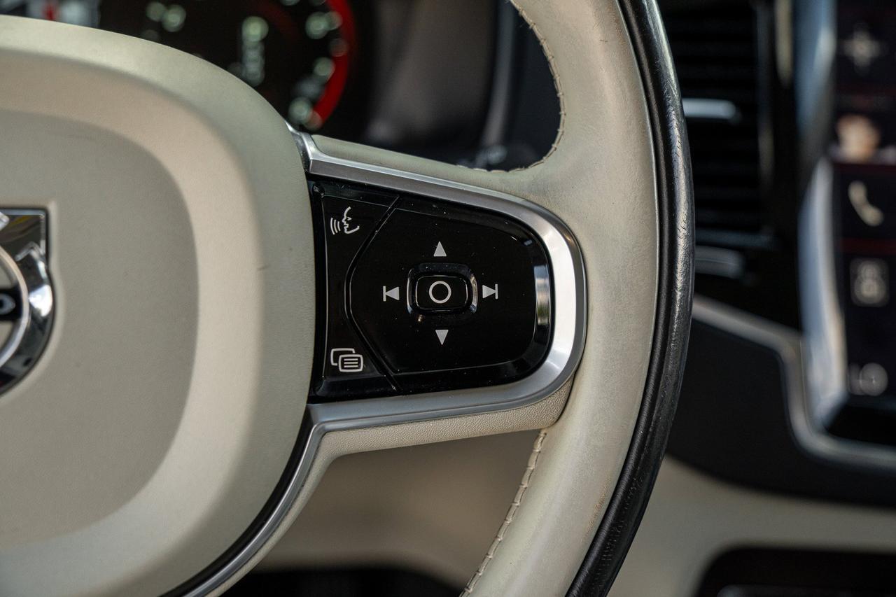2016 Volvo XC90 T6 Momentum  Selma TX