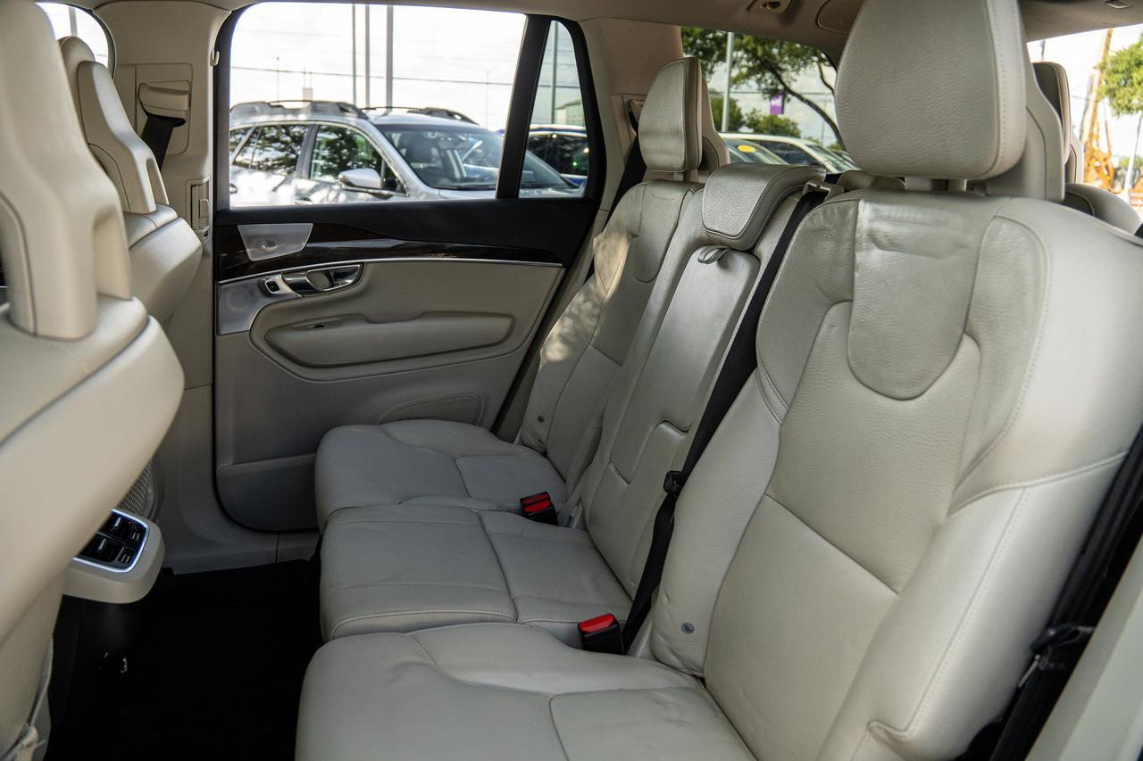 2016 Volvo XC90 T6 Momentum  Selma TX