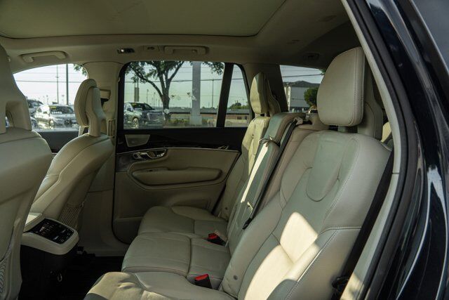 2016 Volvo XC90 T6 Momentum  Selma TX