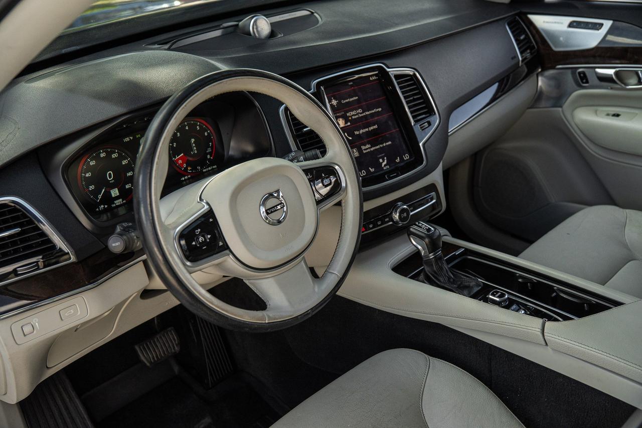 2016 Volvo XC90 T6 Momentum  Selma TX