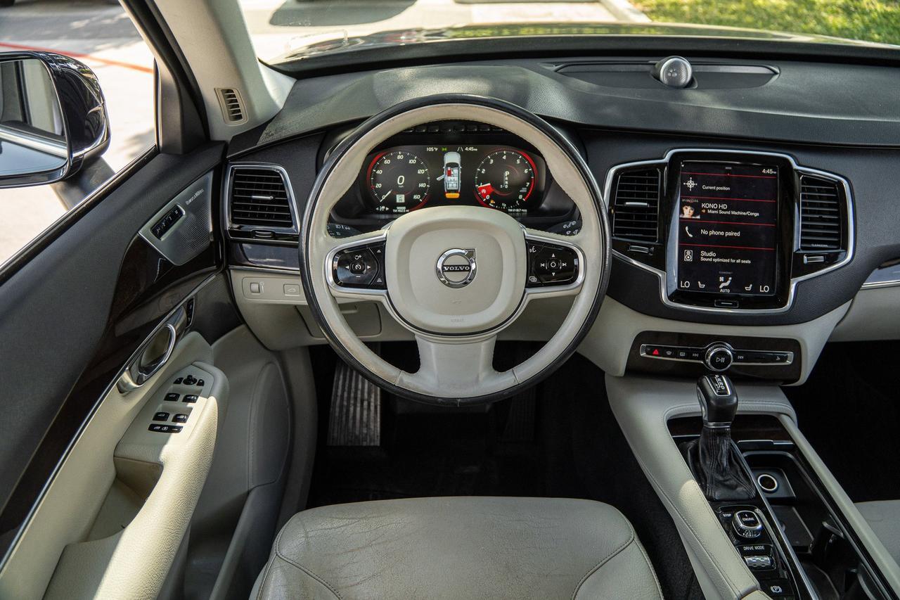2016 Volvo XC90 T6 Momentum  Selma TX
