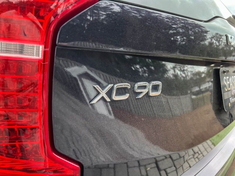 2016 Volvo XC90 T6 Momentum Wilmington NC