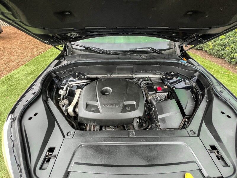 2016 Volvo XC90 T6 Momentum Wilmington NC