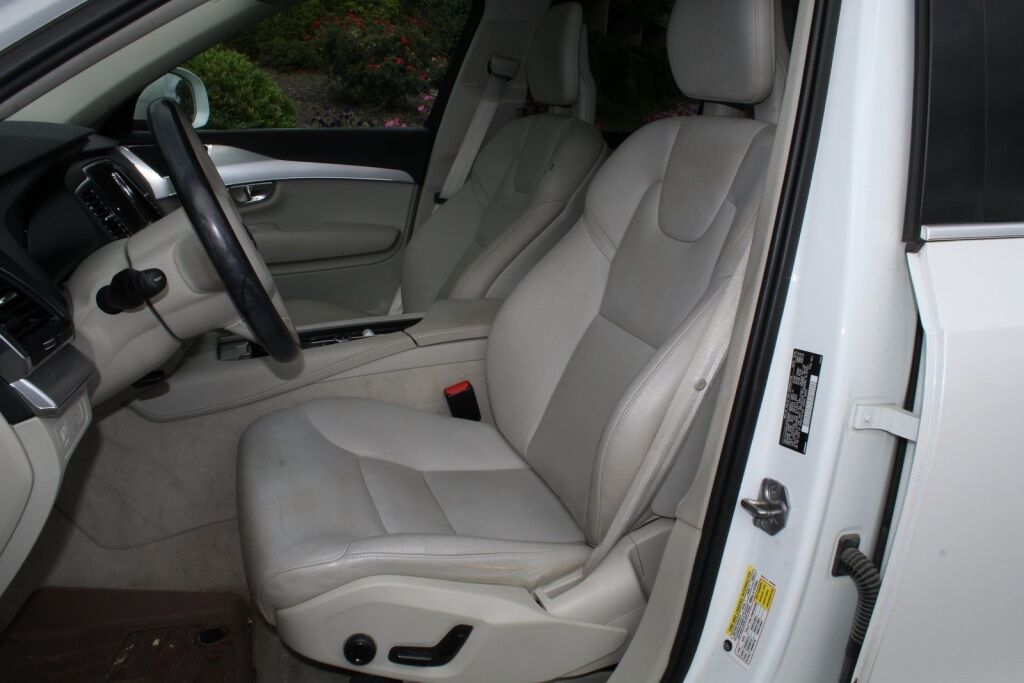 2016 Volvo XC90 T6 Momentum Richmond VA