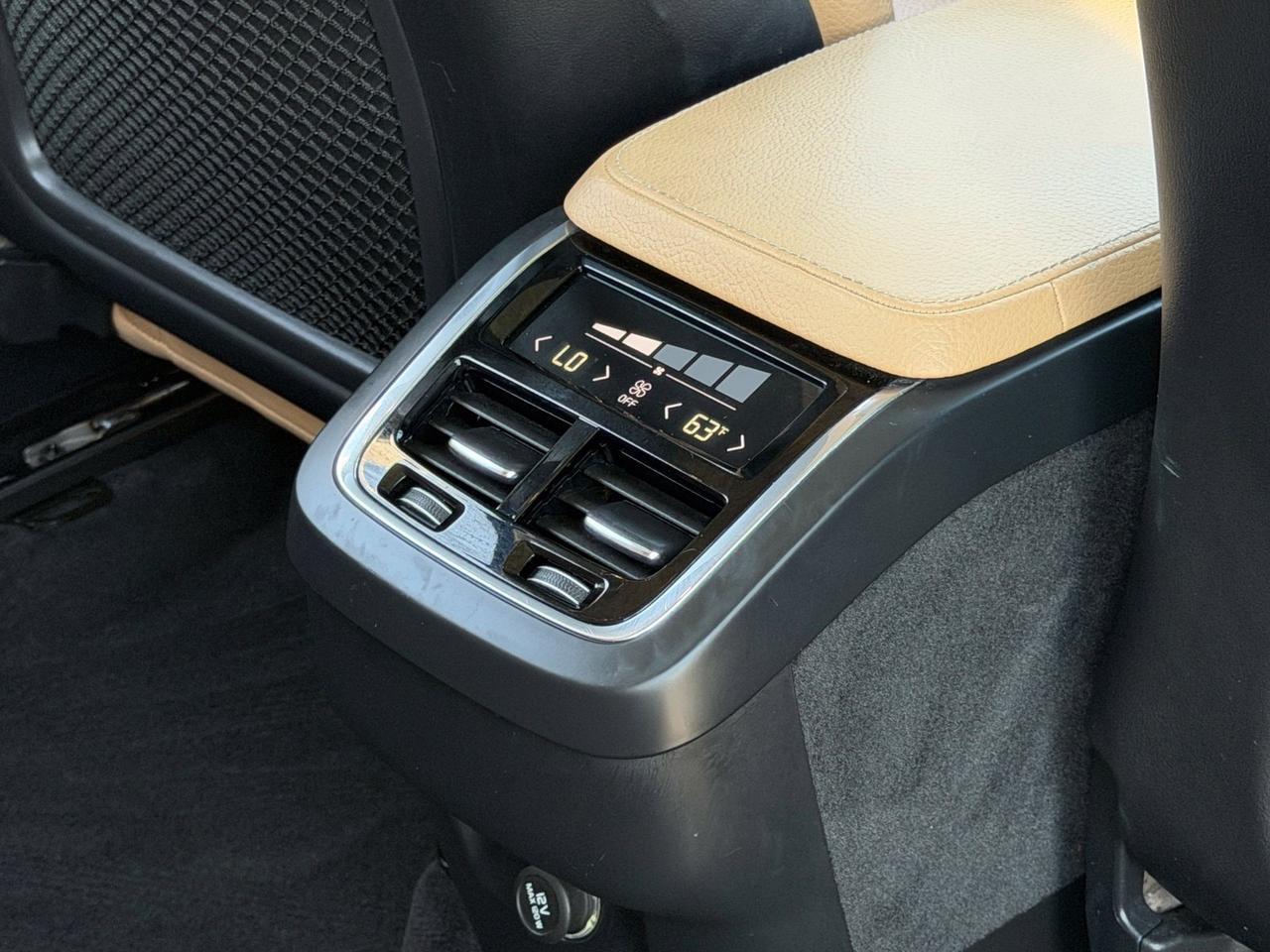 2016 Volvo XC90 T6 Momentum Springfield VA
