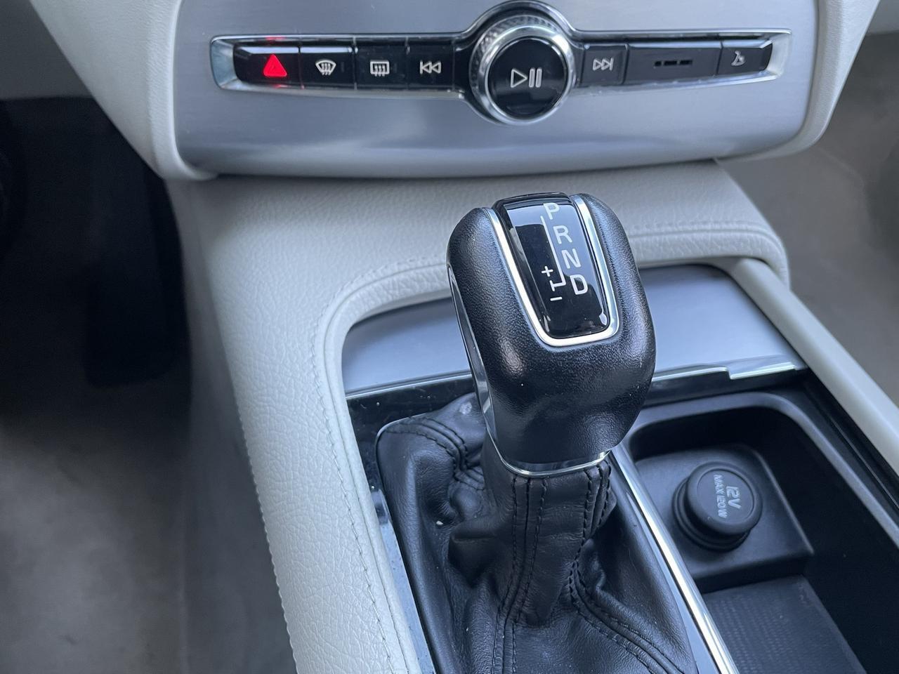 2016 Volvo XC90 T6 Momentum Alexandria VA