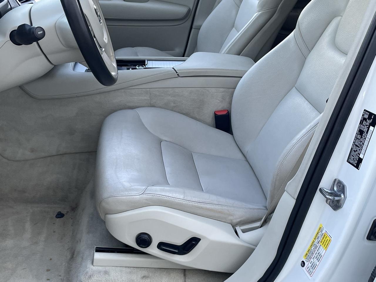 2016 Volvo XC90 T6 Momentum Alexandria VA