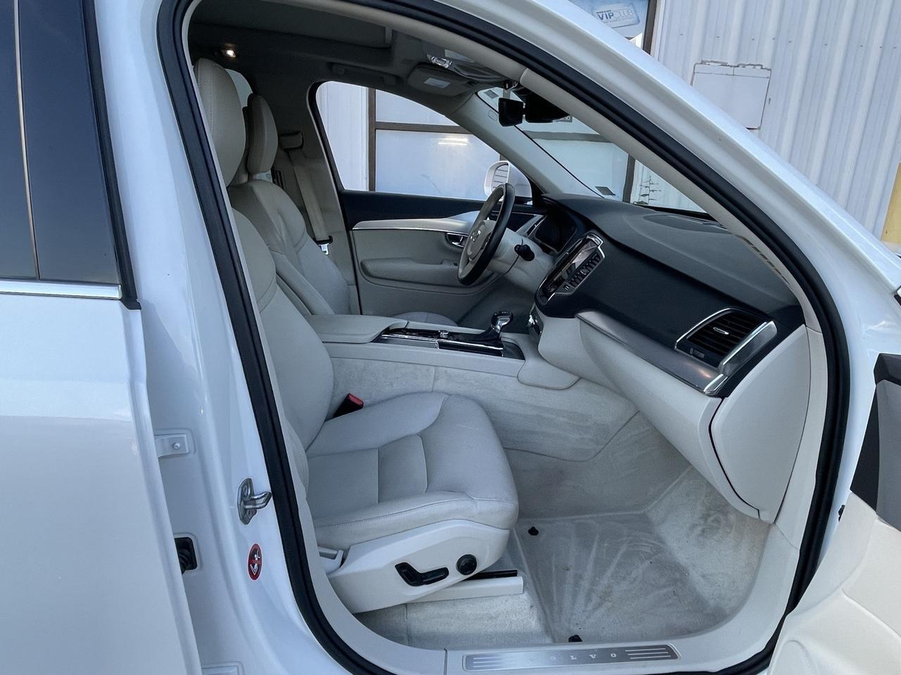 2016 Volvo XC90 T6 Momentum Alexandria VA