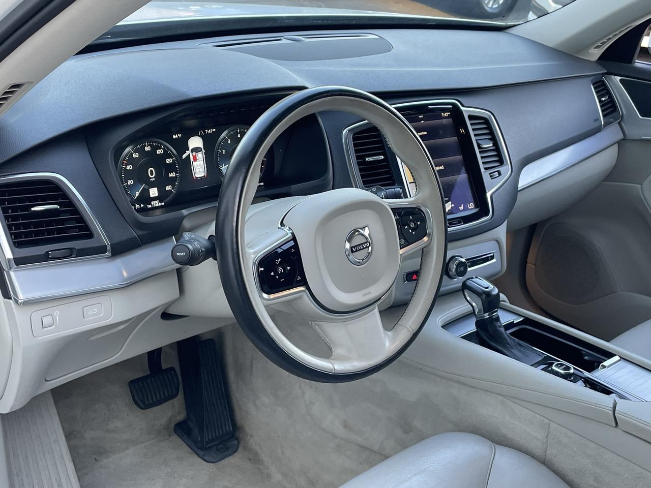 2016 Volvo XC90 T6 Momentum Alexandria VA