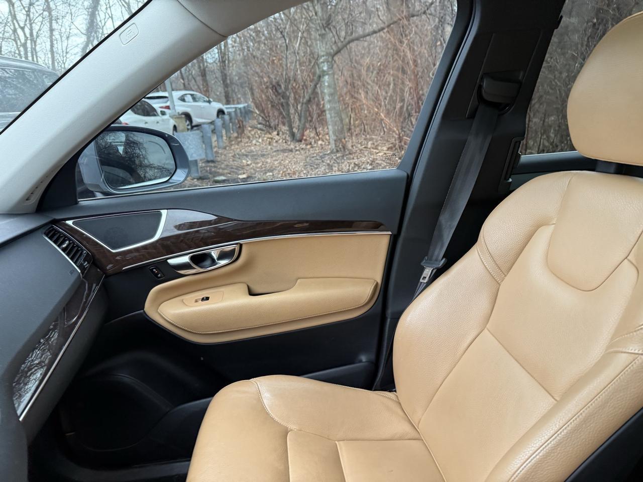 2016 Volvo XC90 T6 Momentum Annapolis MD