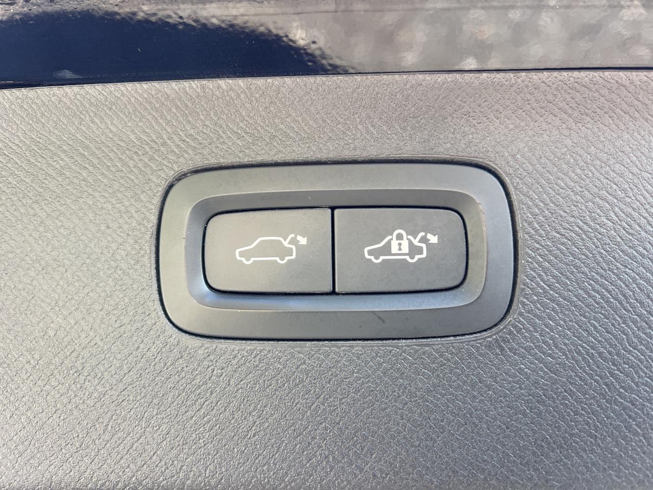 2016 Volvo XC90 T6 R-Design Chantilly VA